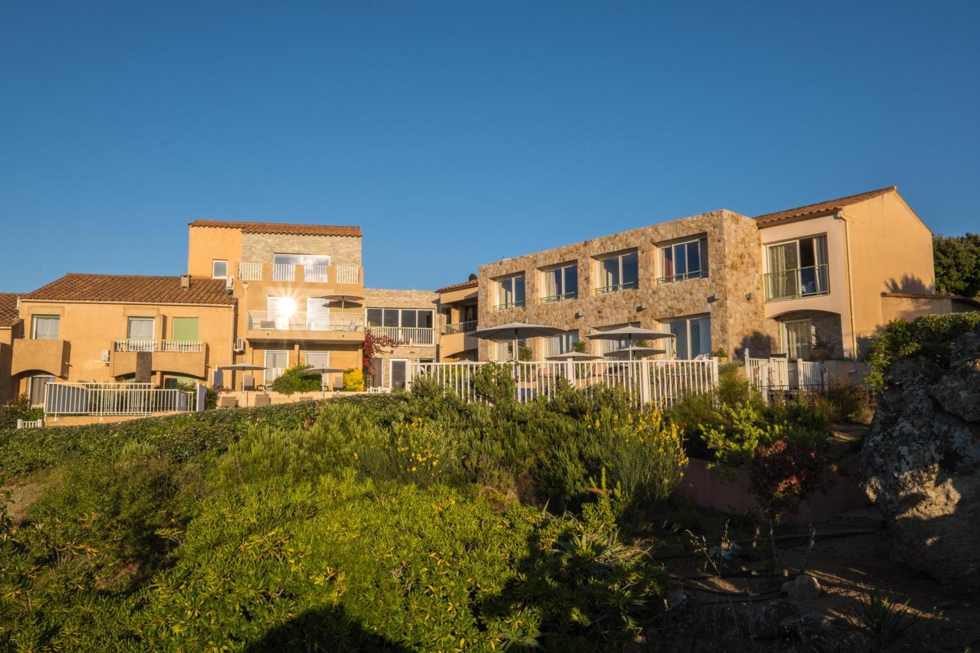 Hotel Funtana Marina L'Ile-Rousse  Exterior photo