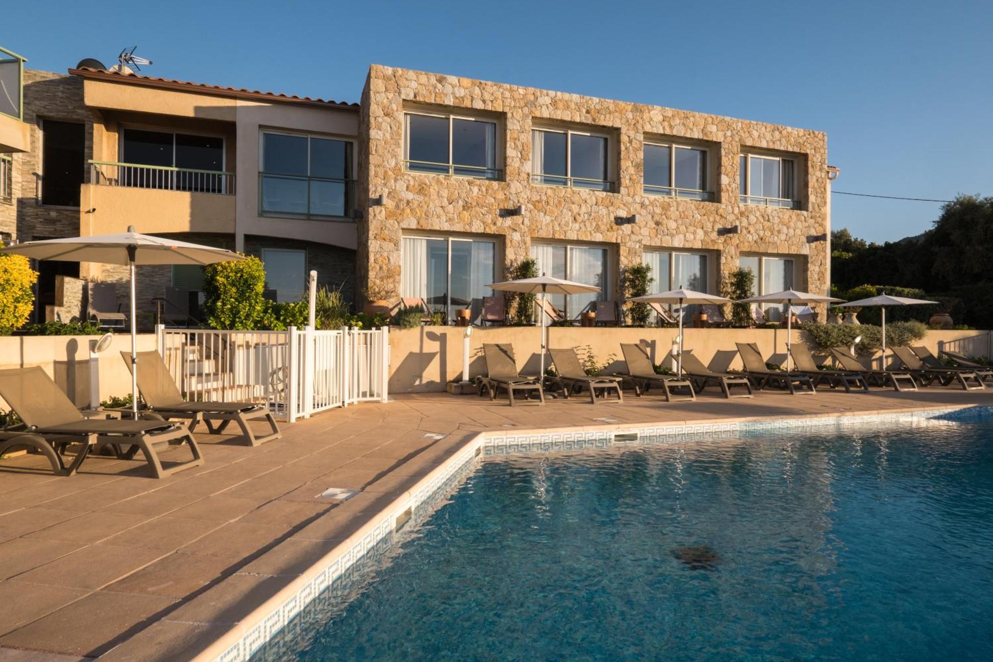 Hotel Funtana Marina L'Ile-Rousse  Exterior photo